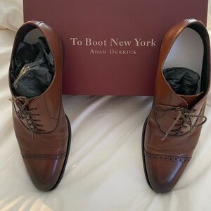 Like NEW! Only worn once by my boyfriend. 
they are not wide enough for him.